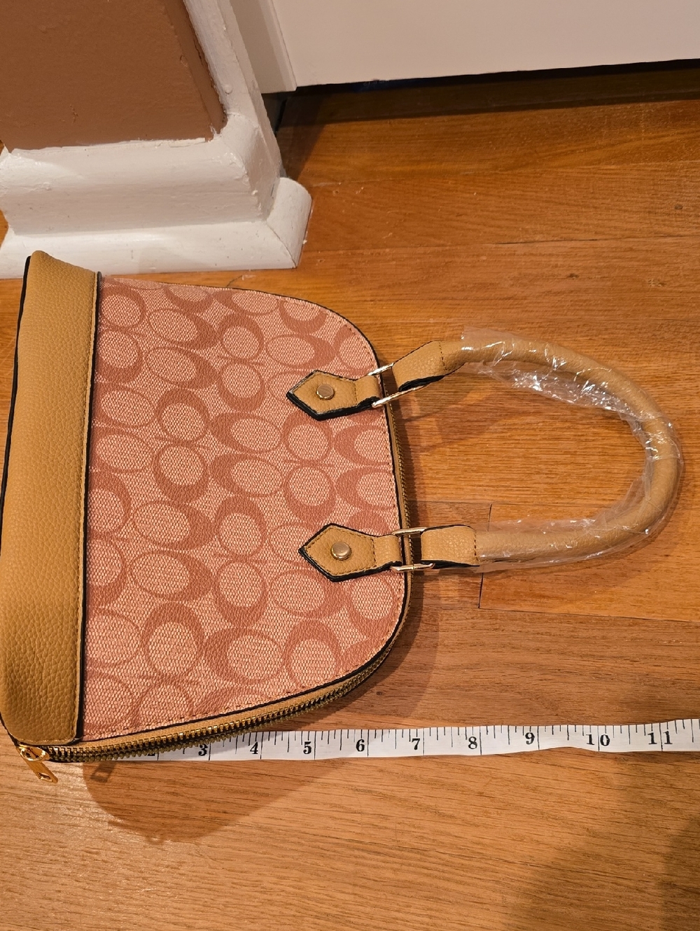 FASHION Signature Dome Satchel/Crossbody - Picture 6 of 6